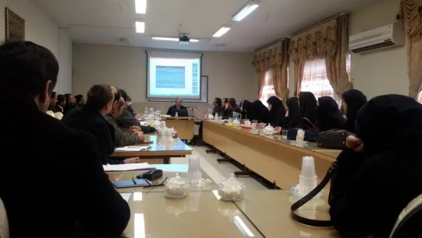 برگزاری دوره آموزشی « اتوماسیون و مکاتبات اداری »  و « رفتار سازمانی »  3