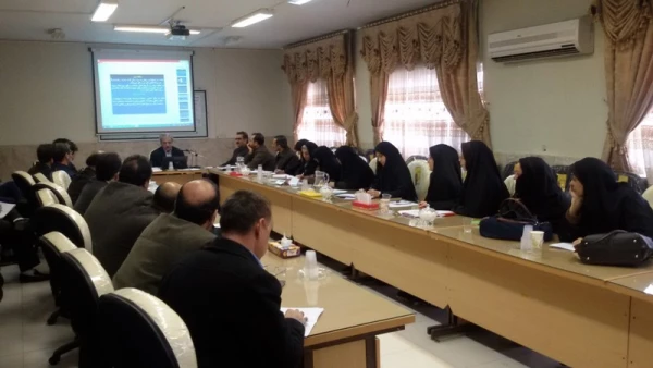 برگزاری دوره آموزشی « اتوماسیون و مکاتبات اداری »  و « رفتار سازمانی »  4