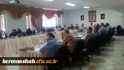 برگزاری دوره های آموزشی کارکنان (هیات علمی - اداری و خدمات عمومی)  5