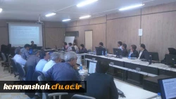 برگزاری دوره های آموزشی کارکنان (هیات علمی - اداری و خدمات عمومی)  8