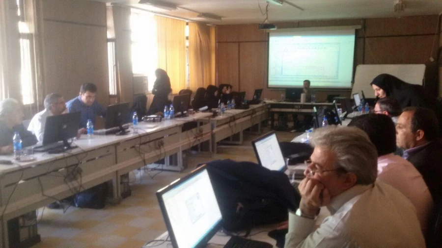 برگزاری دوره های آموزشی کارکنان (هیات علمی - اداری و خدمات عمومی)  10