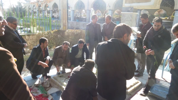 برگزاری مراسم غبارروبی و عطرافشانی قبور مطهر شهداء  3