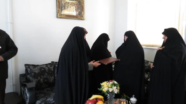 دیدار مسئولین دانشگاه فرهنگیان با خانواده معظم شهدا 3