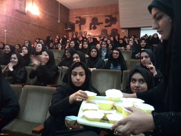 221832_2920956776_1632_1224