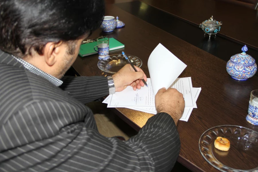 تفاهم نامه همکاری بین اداره کل میراث فرهنگی استان کرمانشاه و مدیریت امور پردیس های استان امضاء شد 3