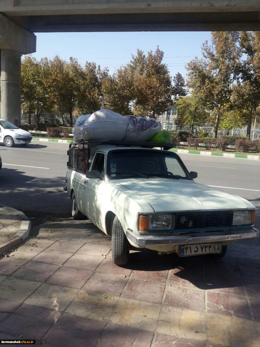 گزارش تصویری از کمک رسانی دانشگاه فرهنگیان به زلزله زدگان 14