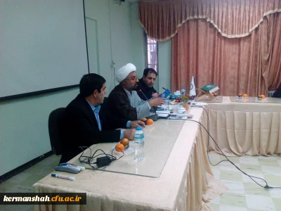 جلسه توجیهی سفر عتبات عالیات دانشگاهیان ویژه دانشجویان پردیس شهید صدوقی کرمانشاه برگزار گردید .