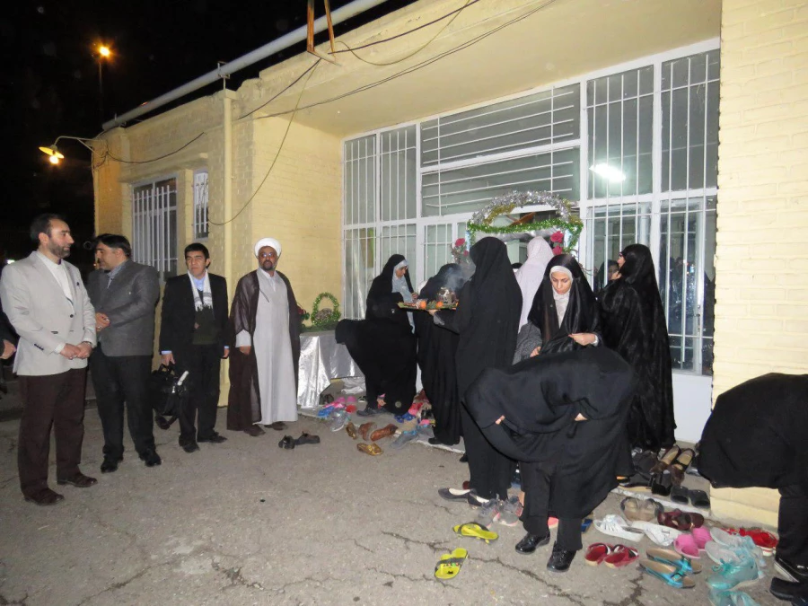 دانشجویان پردیس شهید صدوقی عازم کربلا شدند 9