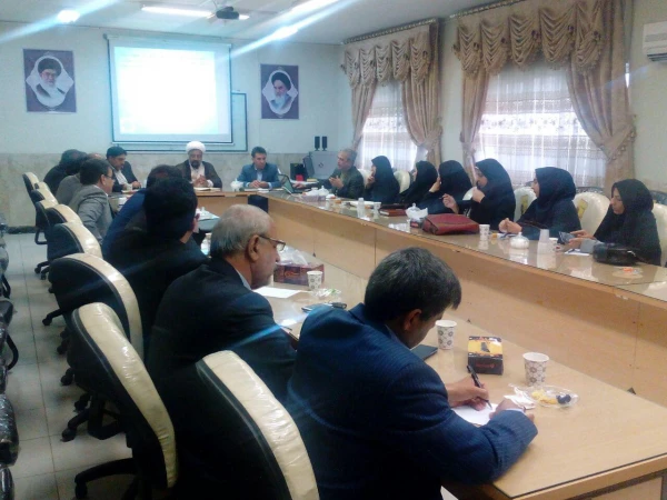 جلسه هم اندیشی اساتید استادان و نخبگان دانشگاه فرهنگیان  برگزار شد 3