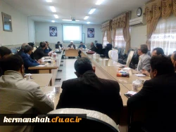 جلسه هم اندیشی اساتید استادان و نخبگان دانشگاه فرهنگیان  برگزار شد 4