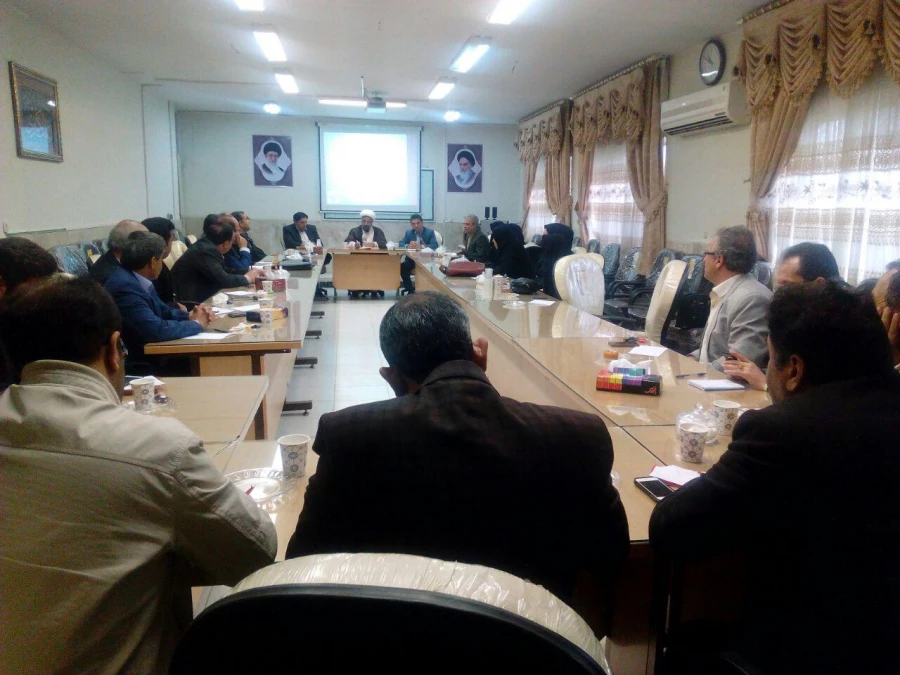 جلسه هم اندیشی اساتید استادان و نخبگان دانشگاه فرهنگیان  برگزار شد 4