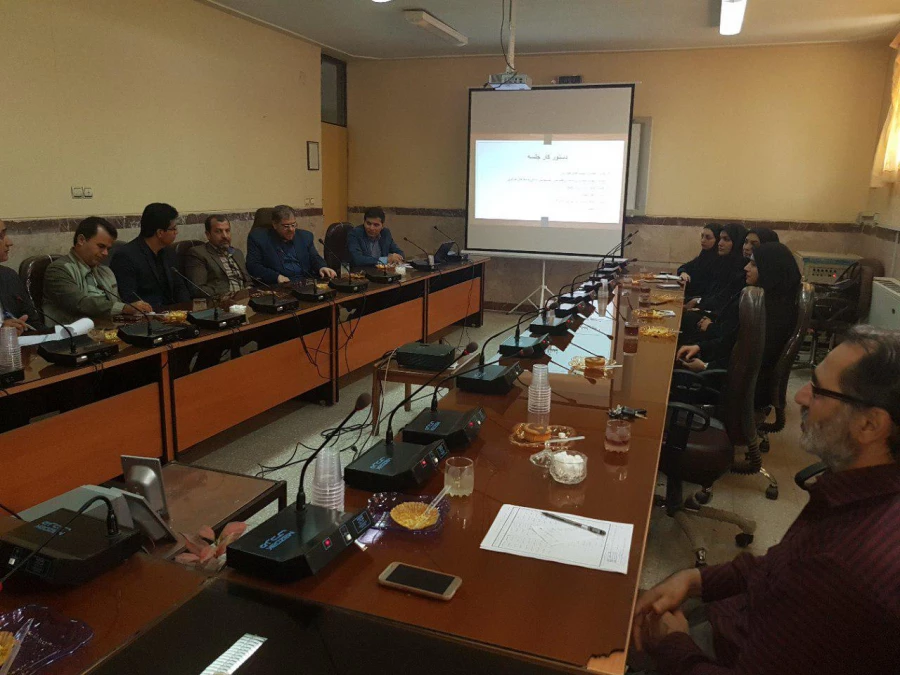 جلسه هماهنگی کمیته های اجرایی همایش کشوری کلاس های چند پایه برگزار شد. 3