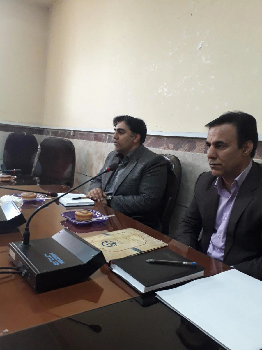 جلسه هماهنگی کمیته های اجرایی همایش کشوری کلاس های چند پایه برگزار شد. 4