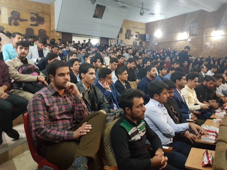 مراسم گرامیداشت هفته پژوهش و بزرگداشت مقام معلم برگزار شد 5