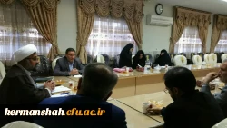 اولین جلسه هم افزایی اساتید گروه معارف با حضور مسئول نهاد مقام معظم رهبری برگزار شد 2