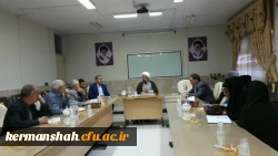 اولین جلسه هم افزایی اساتید گروه معارف با حضور مسئول نهاد مقام معظم رهبری برگزار شد 4