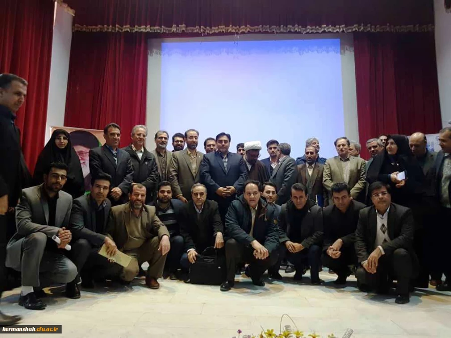 دکتر مجید محمدی به عنوان سرپرست مدیریت امور پردیس های دانشگاه فرهنگیان استان کرمانشاه معرفی شد 8