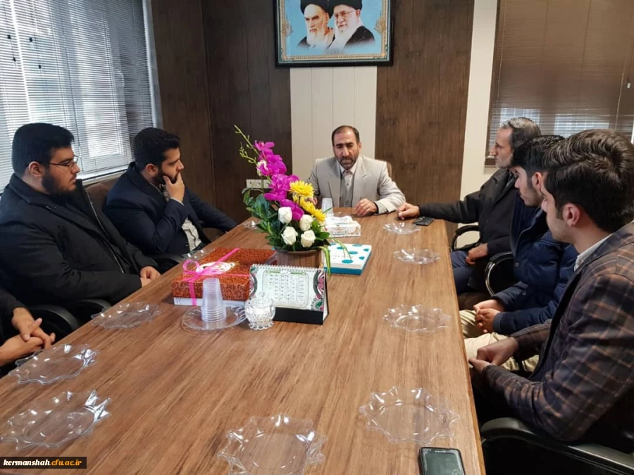 دیدار تشکل های دانشجویی پردیس شهید رجایی با دکتر محمدی سرپرست مدیریت استان 2
