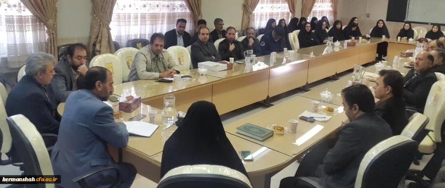 برگزاری نشست صمیمانه مدیریت استانی با کارکنان پردیس های شهیدرجایی وشهیدصدوقی 3