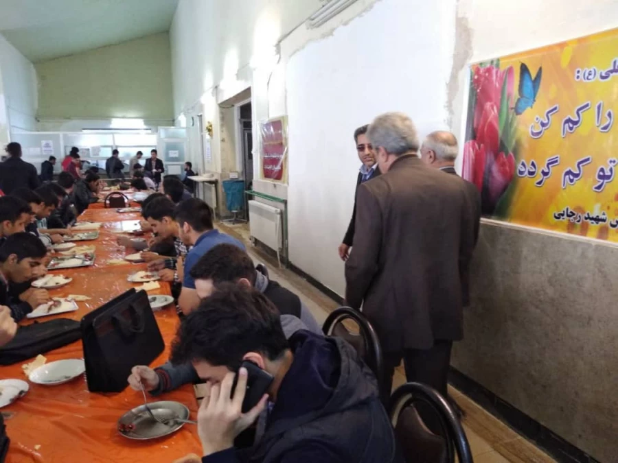 حضور معاونت محترم اداره کل برنامه ریزی خدمات و رفاه دانشجویی در استان 26