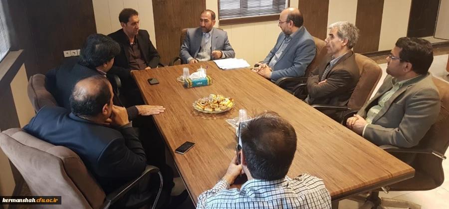 برگزاری جلسه مدیر امور پردیس های استان  با حوزه معاونت پژوهشی اداره کل آموزش وپرورش  3