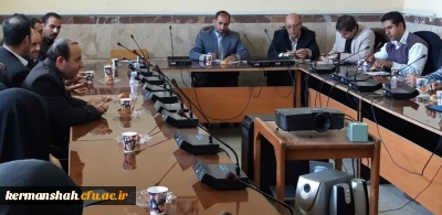 نشست صمیمی مدیریت امور پردیس های استان با کارکنان واحد خدمات و پشتیبانی و نگهبانی دانشگاه فرهنگیان برگزار شد.