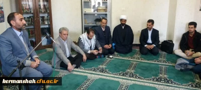 دکتر محمدی درمراسم بدرقه کاروان دانشجویان راهیان نور:سعی کنیدازمعنویات این اردو روحیه بگیرید وآن رادرکلاسهای درس ودرجمع دانش آموزان اجرا کنید.