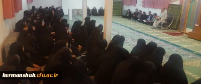 برگزاری نشست صمیمی دانشجویان پردیس شهیدصدوقی با مدیرامورپردیس های استان وجمعی از همکاران