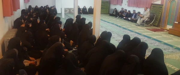 برگزاری نشست صمیمی دانشجویان پردیس شهیدصدوقی با مدیرامورپردیس های استان وجمعی از همکاران 2