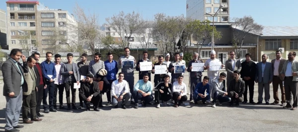 تجمع اعتراض آمیز دانشجویان و اساتید و کارکنان پردیس های کرمانشاه در پاسخ به اقدام وقیحانه دولت آمریکا در قرار دادن سپاه پاسداران در لیست گروه های تروریستی 2