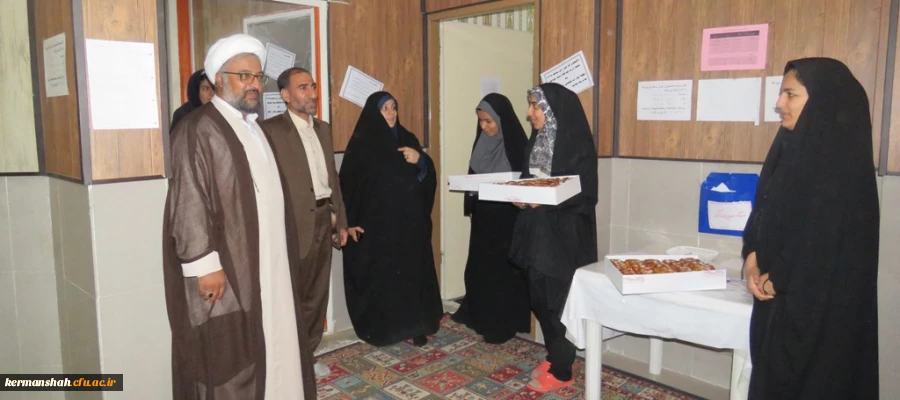 دیدار مدیر امور پردیس های استان ومسئول نهادنمایندگی مقام معظم رهبری با دانشجویان پردیس شهید صدوقی  2