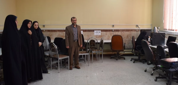 بازدید دکتر محمدی از برگزاری آزمون مجازی آنلاین بخش عترت ومعارف دینی بیست ونهمین جشنواره مسابقات فرهنگی وهنری  3