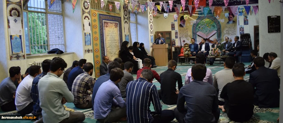 برگزاری مراسم افطاری و تقدیر از پژوهشگران برتر و نفرات برتر مسابقه کتابخوانی و جشنواره رویش  2