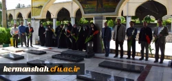مراسم غبارروبی و عطر افشانی مزار شهدا بمناسبت سالروز آزاد سازی خرمشهر توسط مسئولین و کارکنان دانشگاه فرهنگیان استان کرمانشاه  3