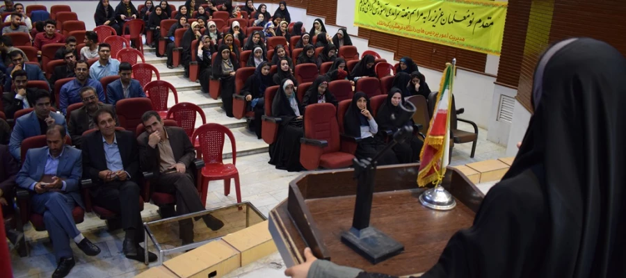 نشست صمیمی مسئولین دانشگاه فرهنگیان و اداره کل آموزش وپرورش استان با نومعلمان برگزارشد. 6