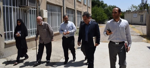 بازدید مدیرکل نوسازی استان کرمانشاه و رئیس مجمع خیرین مدرسه ساز استان کرمانشاه از پردیس شهید صدوقی 5