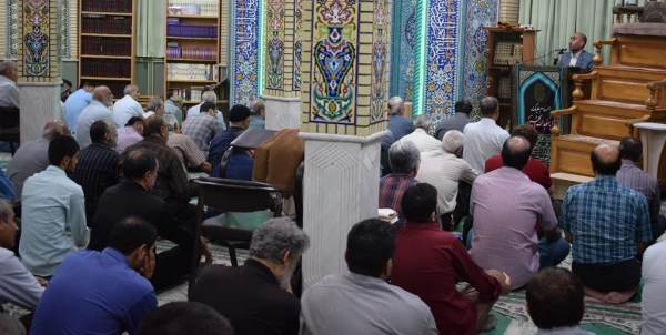 سخنرانی مدیریت امور پردیس های استان کرمانشاه در هفته دولت 3