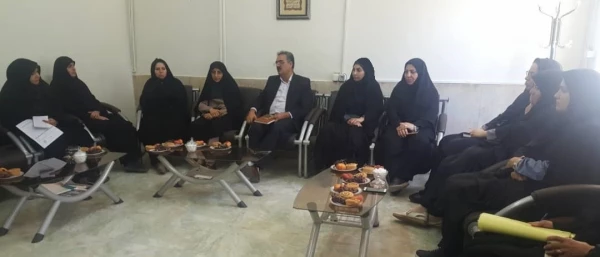 جلسه شورای اداری پردیس در خصوص استقبال از دانشجویان در آستانه سال تحصیلی جدید برگزار شد 2