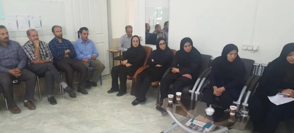 جلسه شورای اداری پردیس در خصوص استقبال از دانشجویان در آستانه سال تحصیلی جدید برگزار شد 3