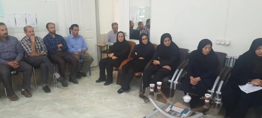 جلسه شورای اداری پردیس در خصوص استقبال از دانشجویان در آستانه سال تحصیلی جدید برگزار شد 3