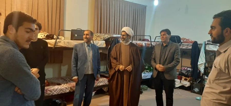 دیدار صمیمی مدیریت امور پردیس های استان با دانشجویان جدیدالورود پردیس شهید رجایی 3