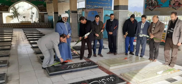 مدیران و کارکنان دانشگاه فرهنگیان کرمانشاه با آرمانهای شهدا تجدید میثاق کردند 3