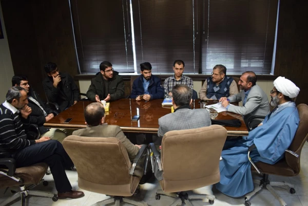 نشست تشکل های دانشجویی با مدیر امور پردیس های استان 2