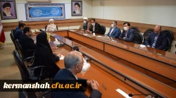 دیدار مدیریت امور پردیس های استان با نماینده ولی فقیه وامام جمعه کرمانشاه 2