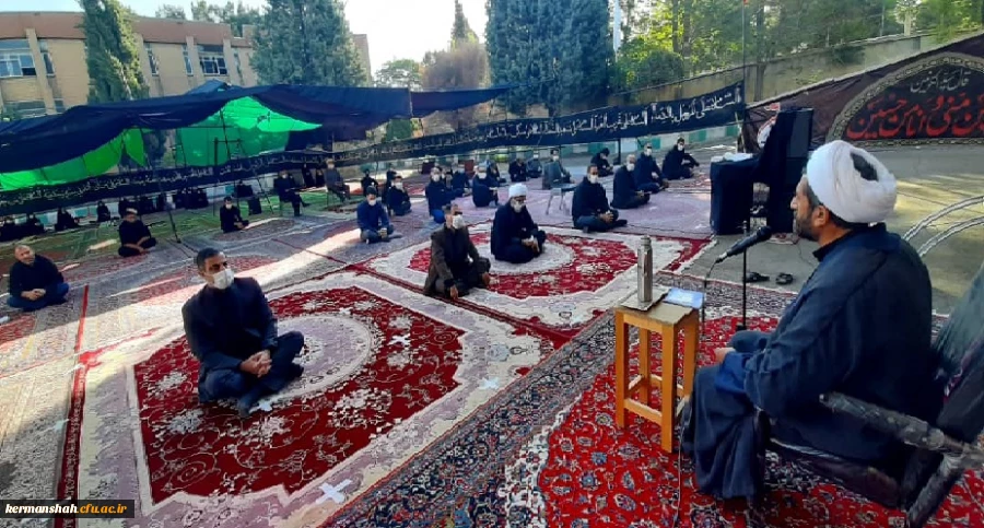 برگزاری مراسم عزاداری و زیارت عاشورا دردانشگاه به مناسبت ایام محرم 2