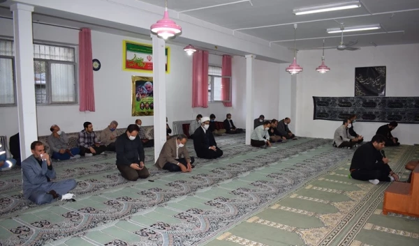 برگزاری مراسم عزاداری و زیارت عاشورا درپردیس شهید صدوقی 2