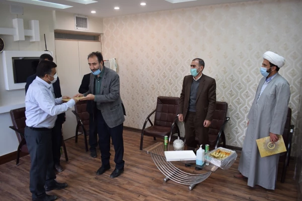تقدیرمدیریت دانشگاه فرهنگیان از اداره اوقاف وامورخیریه ناحیه یک کرمانشاه 3