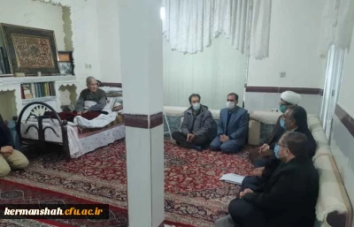 در ادامه ی اجرای برنامه های دهه مبارک فجر انجام شد

دیدارمسئولین دانشگاه فرهنگیان کرمانشاه با خانواده ی شهید، محمدسعید علیجانی