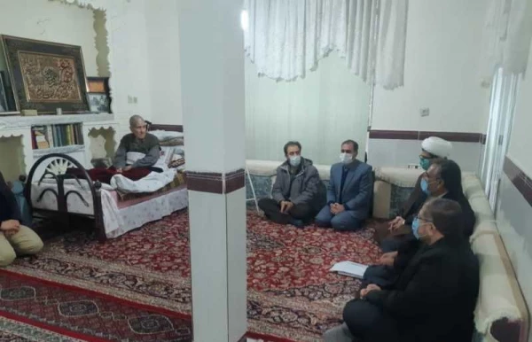 دیدارمسئولین دانشگاه فرهنگیان کرمانشاه با خانواده ی شهید، محمدسعید علیجانی 2