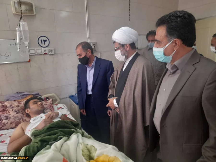 عیادت مسئولین دانشگاه فرهنگیان کرمانشاه از دانشجوی پردیس شهید رجایی 2